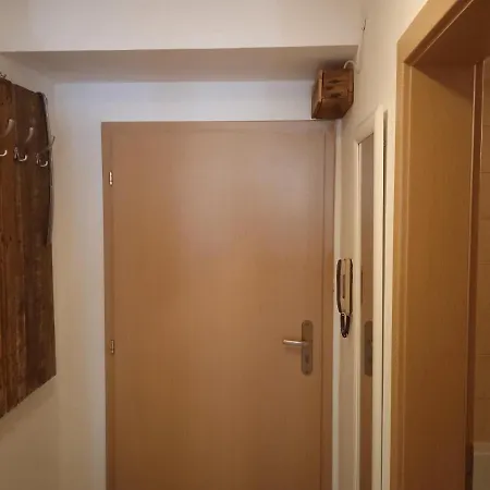1i Magura Nova Hola